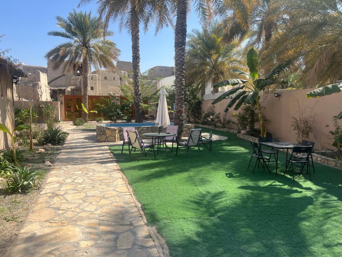 Villa Al- Aqyr Rest Garden أستراحة حارة العقر à Nizwa Extérieur photo