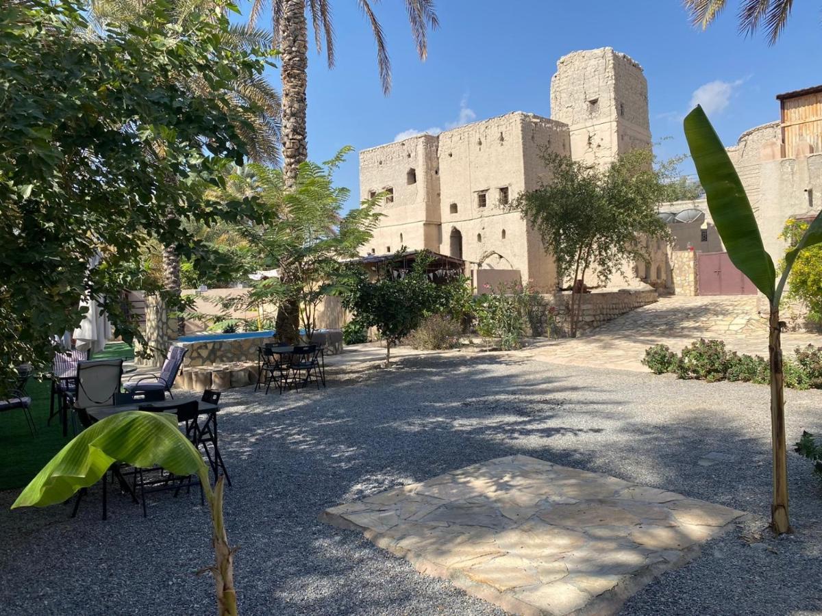 Villa Al- Aqyr Rest Garden أستراحة حارة العقر à Nizwa Extérieur photo